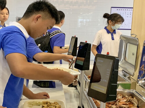 自助食堂